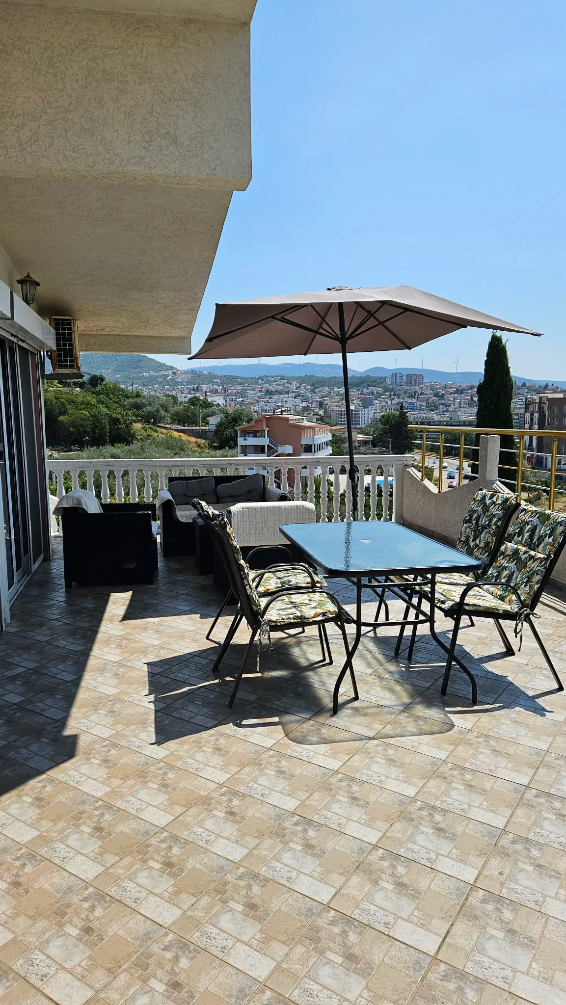 Lux stan Dobre Vode - Bar