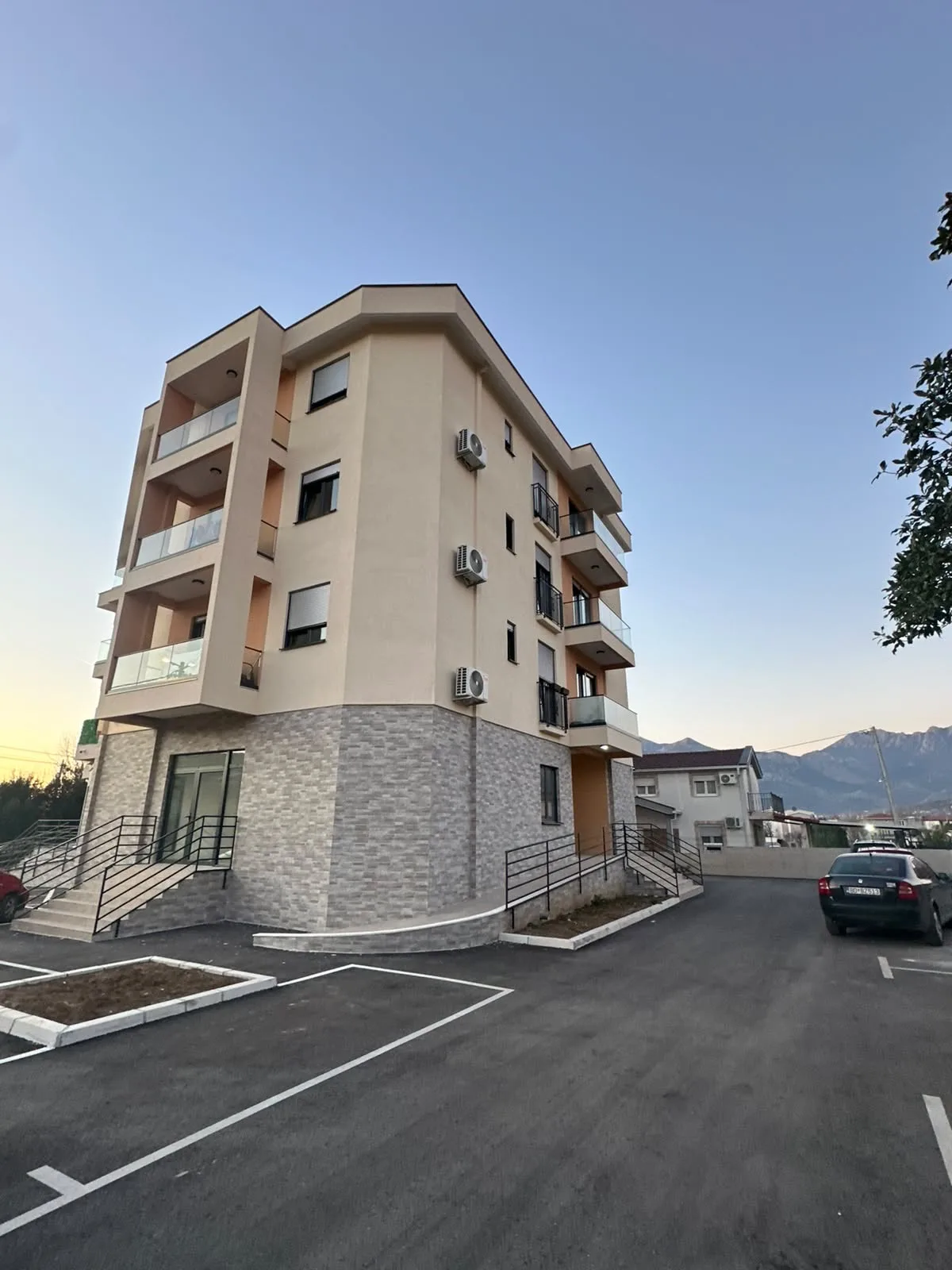 New apartmant near city center - Bar