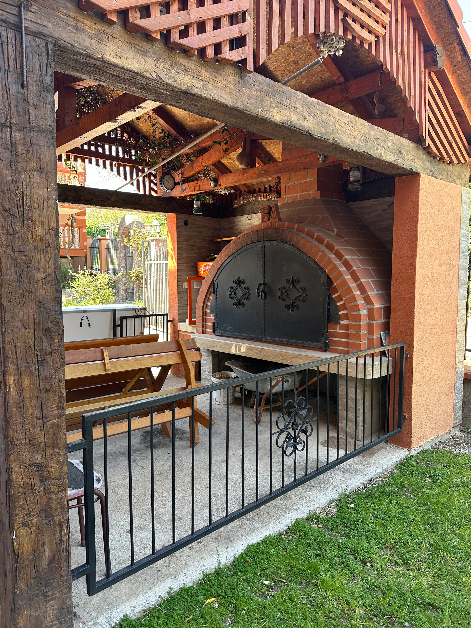 Vila u Sutomoru na prodaju - Bar